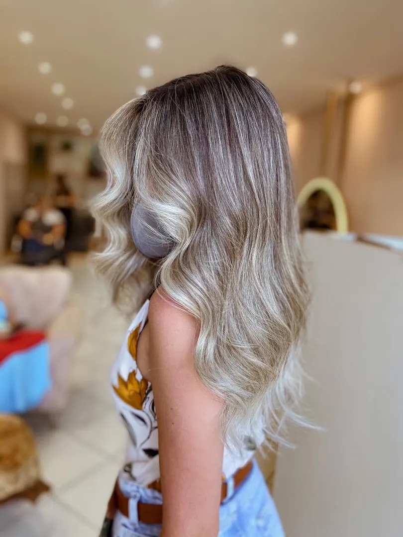 Corte e finalização — Nicole Sankari - Beauty & Hair — Beauty salon in Curitiba