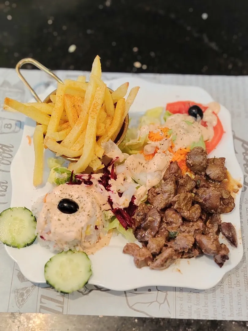 موقف سيارات سهل — Lahcino Fast Food — Restaurant in Mers El Hadjadj