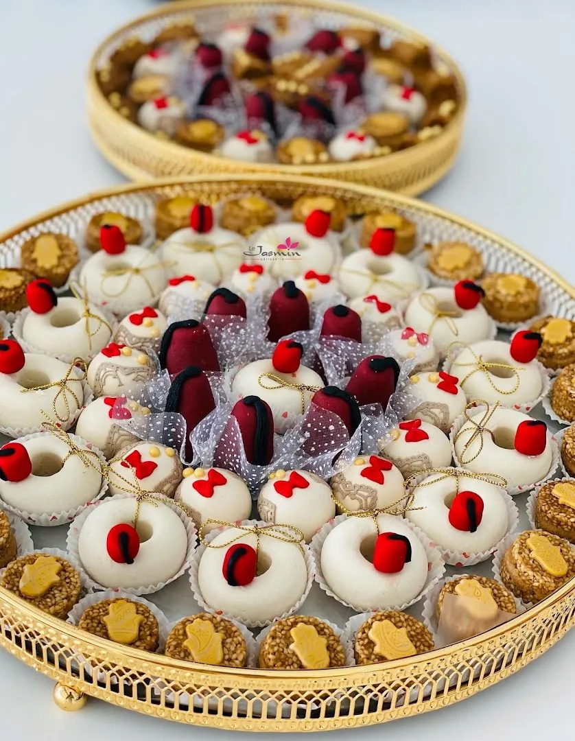 traditional Tunisian cakes — Pâtisserie le jasmin — Pastry shop in Sousse