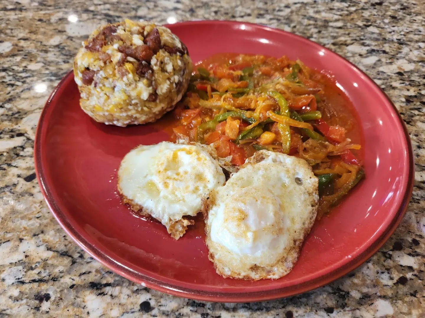 Ambiente pulcro — Garcia's Restaurant — restaurante ecuatoriano en Union City