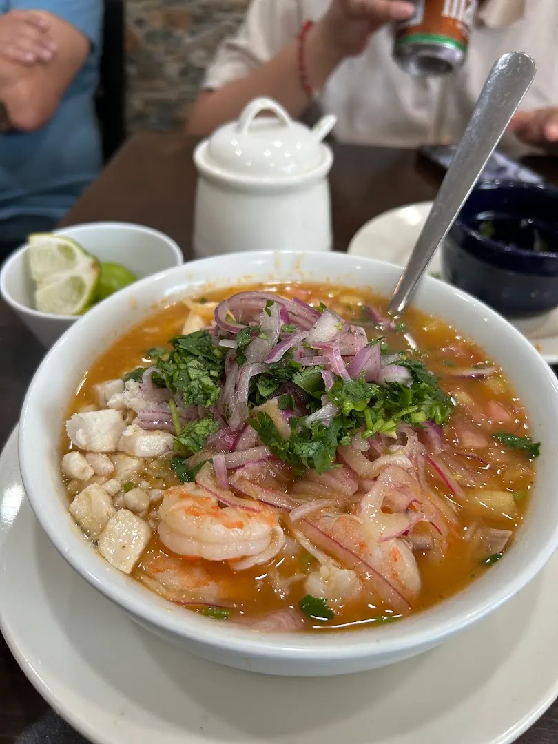 corviches — Garcia's Restaurant — restaurante ecuatoriano en Union City