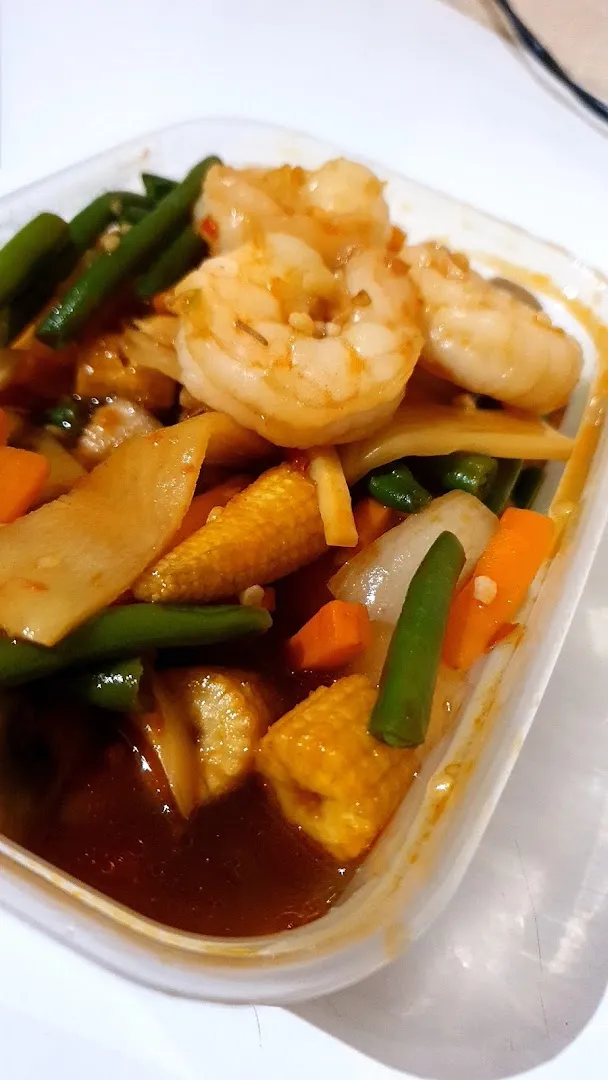 chicken curry and rice — Woodside Cantonese Take-Away — Takeout Restaurant in Rugby