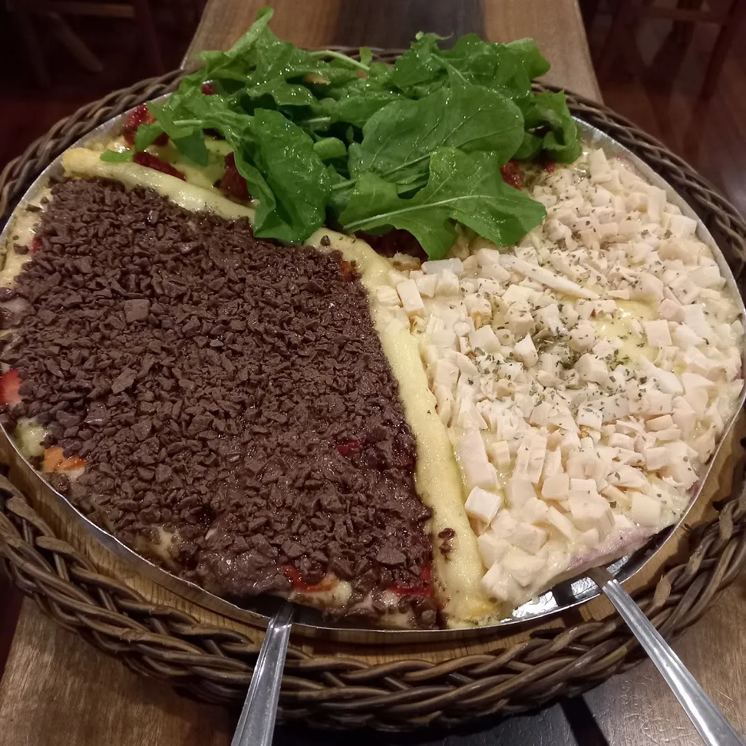Lanchonete e Pizzaria 20V — Pizza restaurant in Joinville (15)