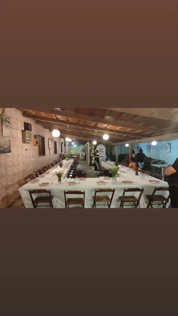 Attentive Service — Pizzaria Vilella — Pizza restaurant in Irecê