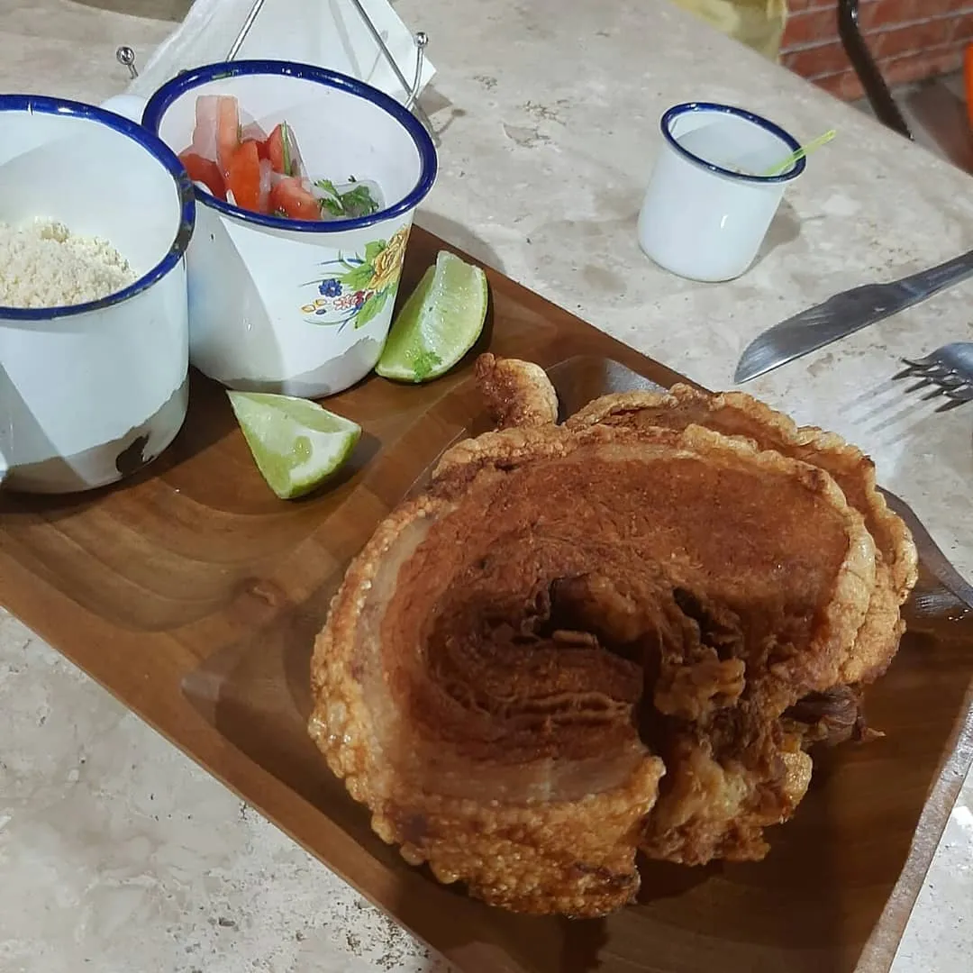 pizza de frango — Pizzaria Vilella — Pizza restaurant in Irecê