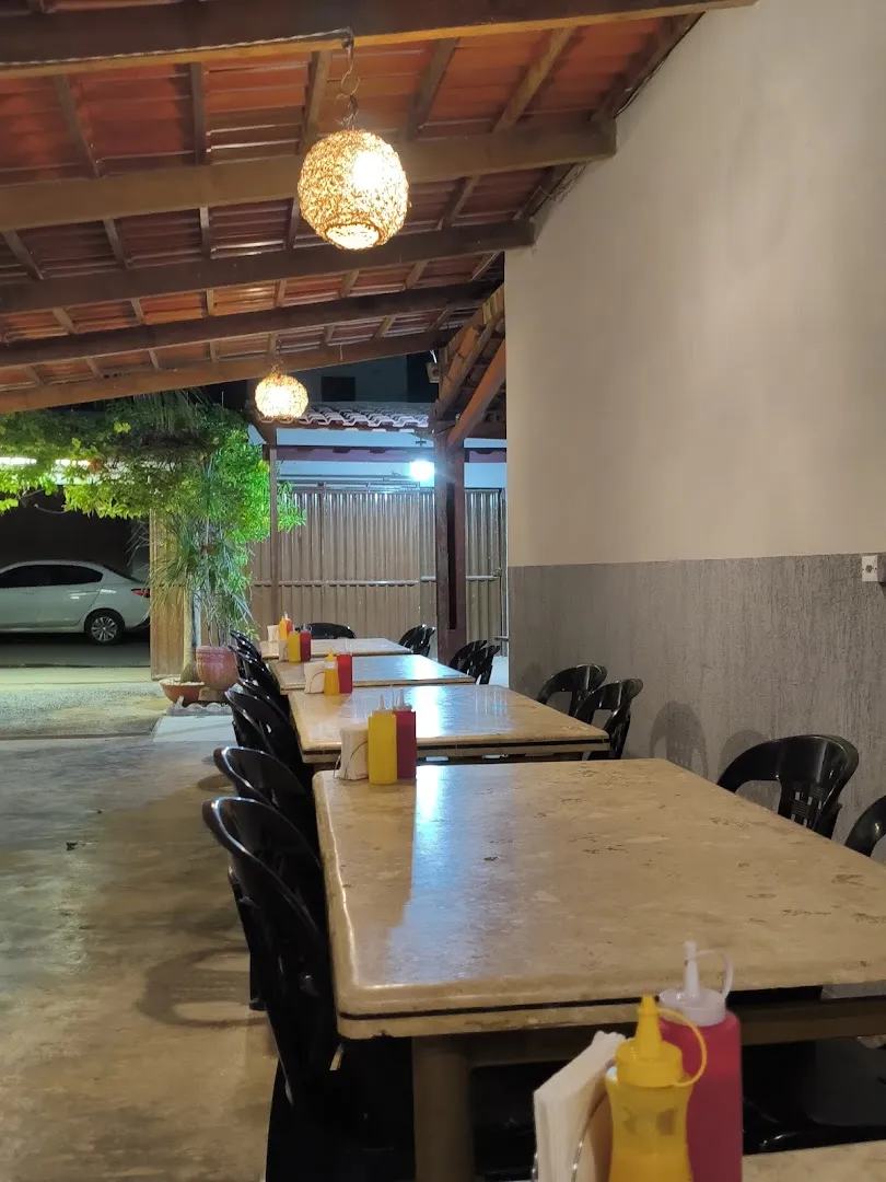 recheios generosos — Pizzaria Vilella — Pizza restaurant in Irecê