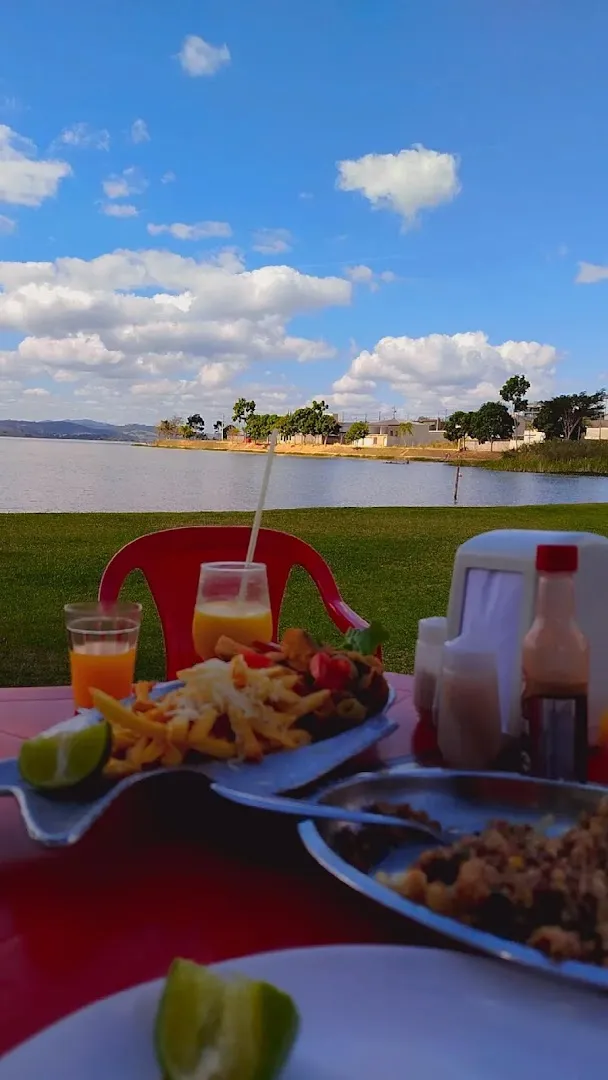 Restaurante Espaço Lago da Serra - Ofenil — Restaurant in Ijaci (15)