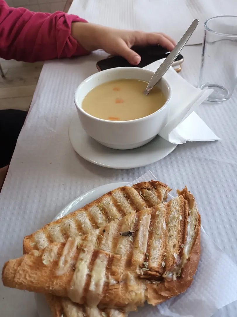 Special breakfast — Doce Milénio — Cafe in Serra d' El-Rei
