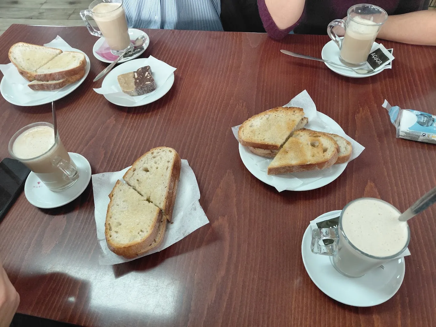 Doce Milénio — Cafe in Serra d' El-Rei (14)