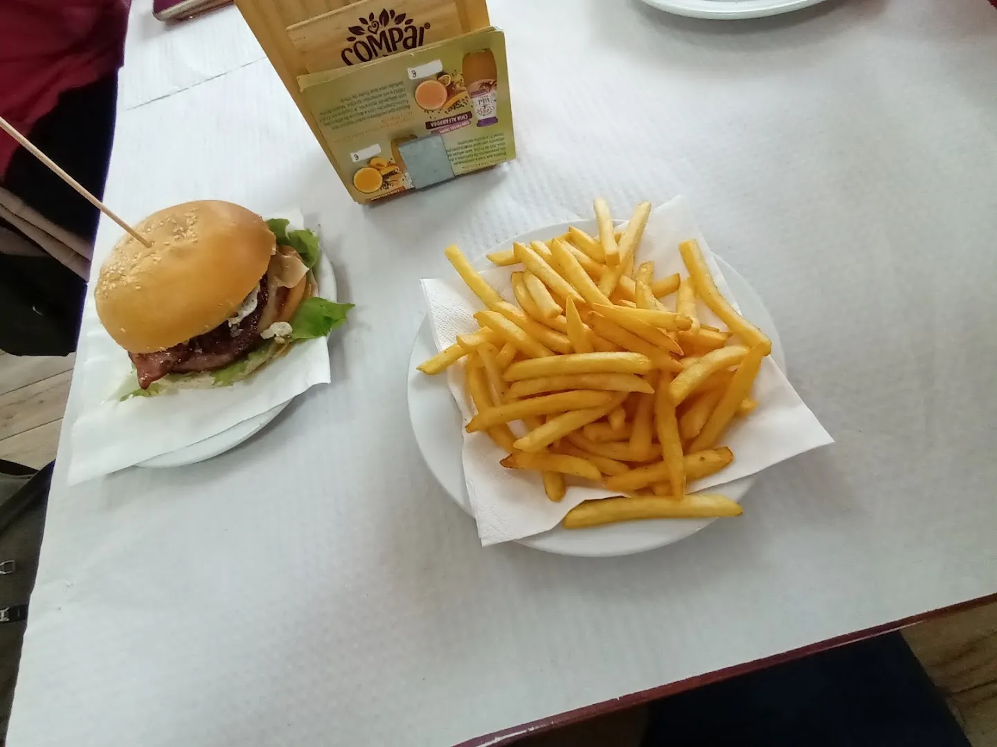 ensalada — Doce Milénio — Cafe in Serra d' El-Rei