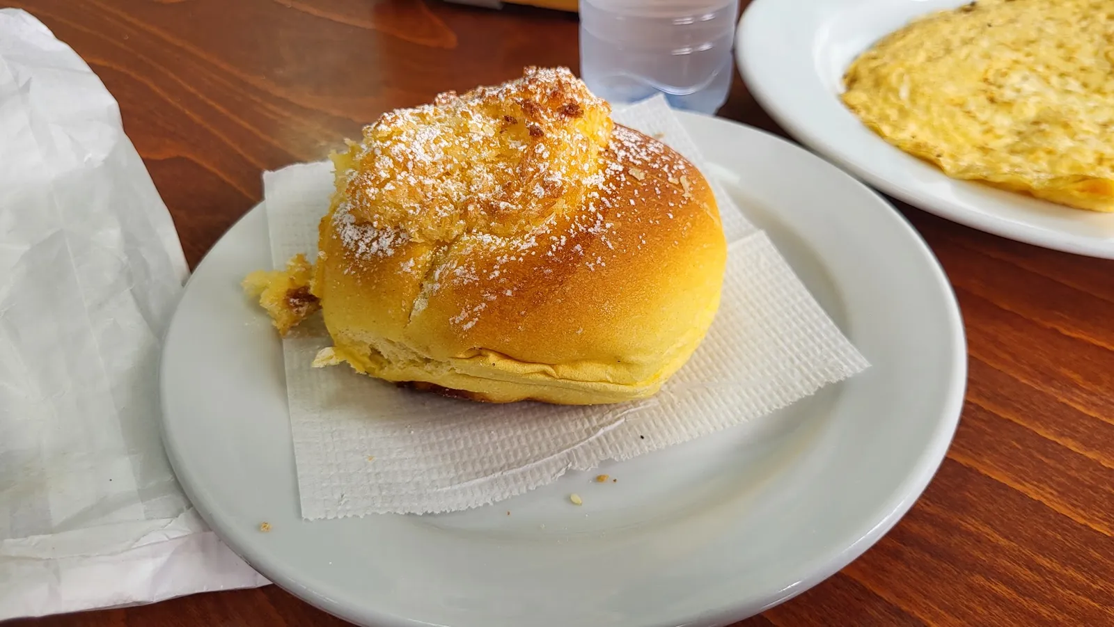 Generous portions — Doce Milénio — Cafe in Serra d' El-Rei