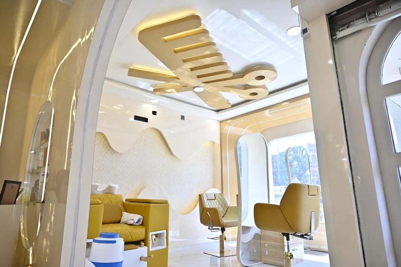 Hair spa — Aura — Beauty salon in Robertsganj