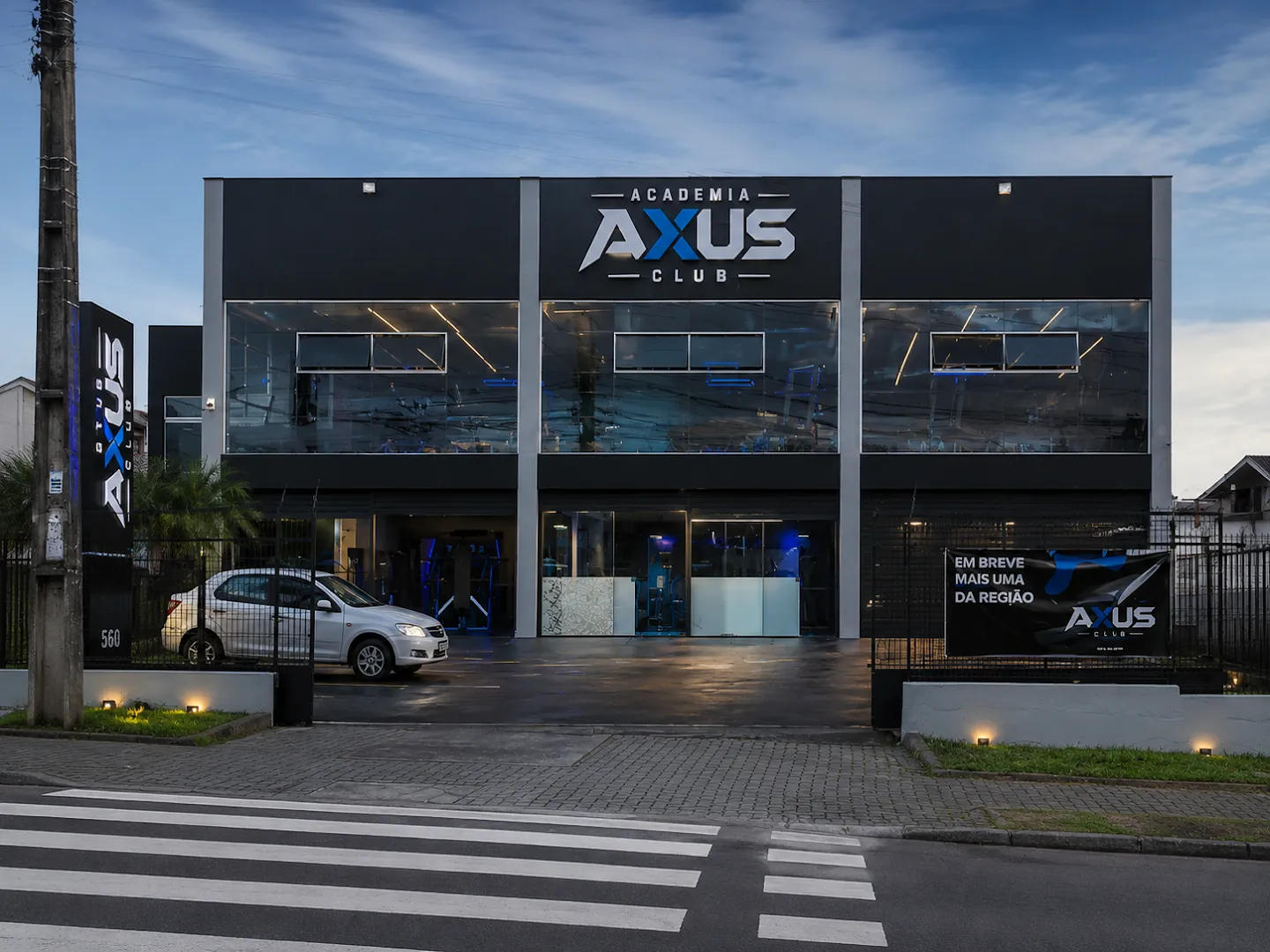 Professores atenciosos — Academia Axus club — Gym in Curitiba