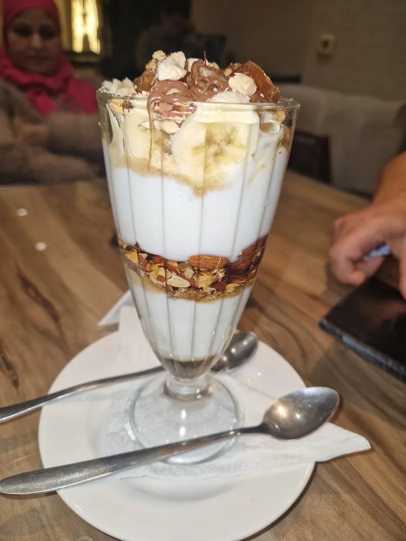 Varied Menu — Café Resto Momento — Cafe in Sousse