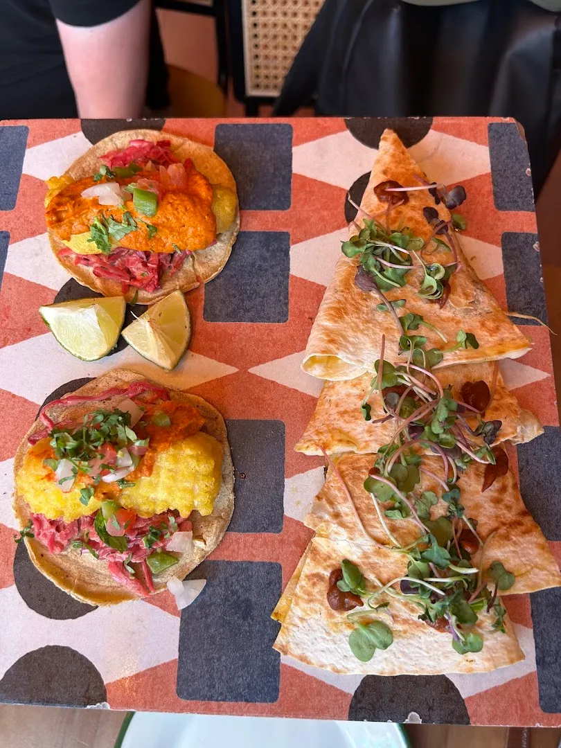 Tacos de chipirones — Primo restaurant — Mexican restaurant in Madrid