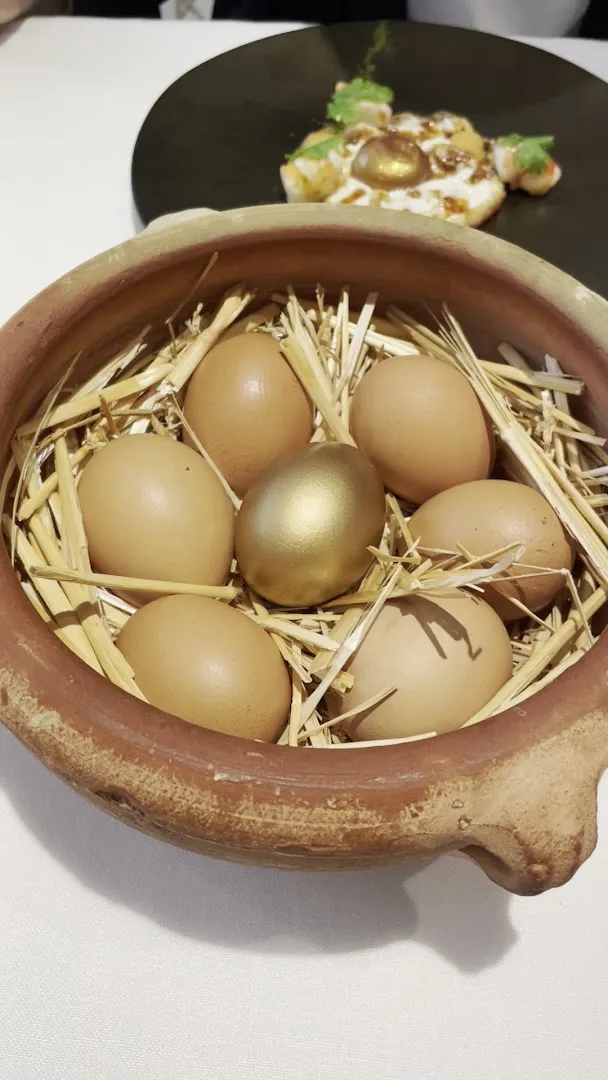 Ambiente relajado — Disfrutar — Fine dining restaurant in Barcelona