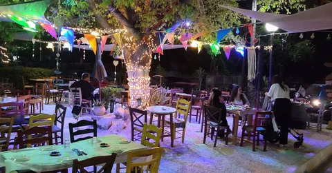 Λαοκράτης — Small plates restaurant in Egaleo