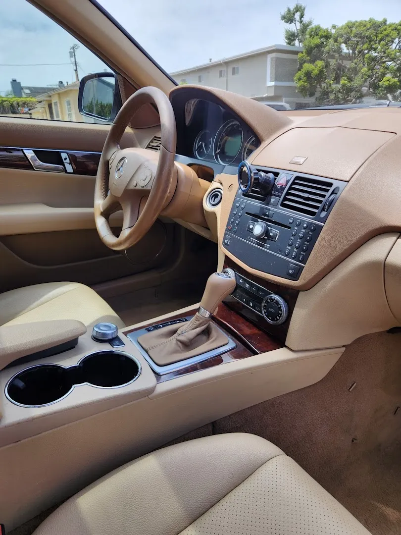 Friendly Pros — Mar Vista Detail — Car detailing service in Culver City