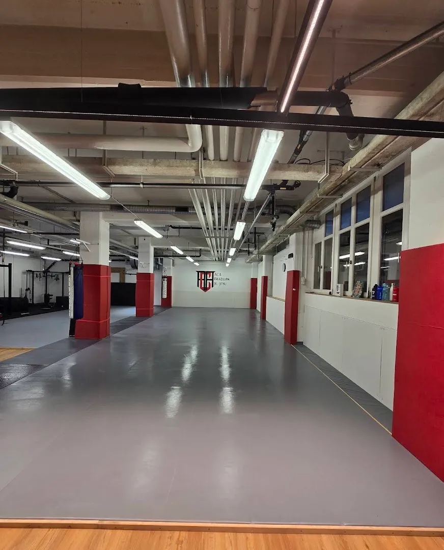 Individual Coaching — Kru Muay Thai Academy — Martial arts school in Zürich