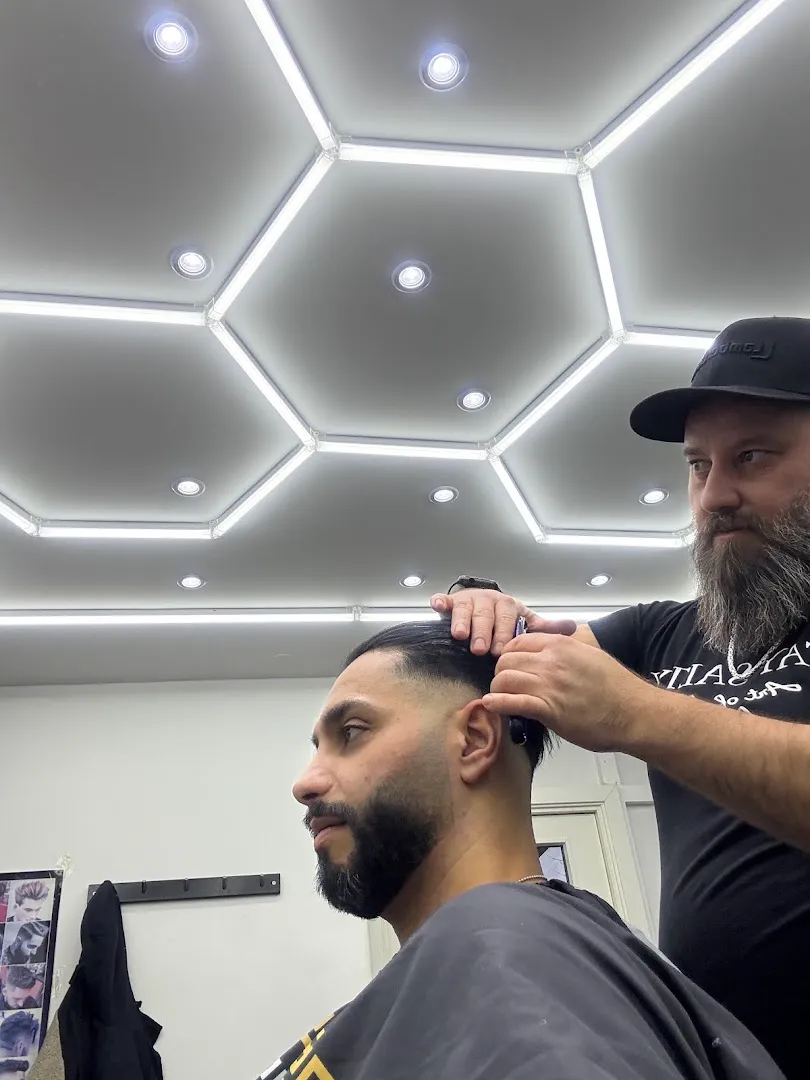Full service — Rami Sax — herrfrisör i Göteborg
