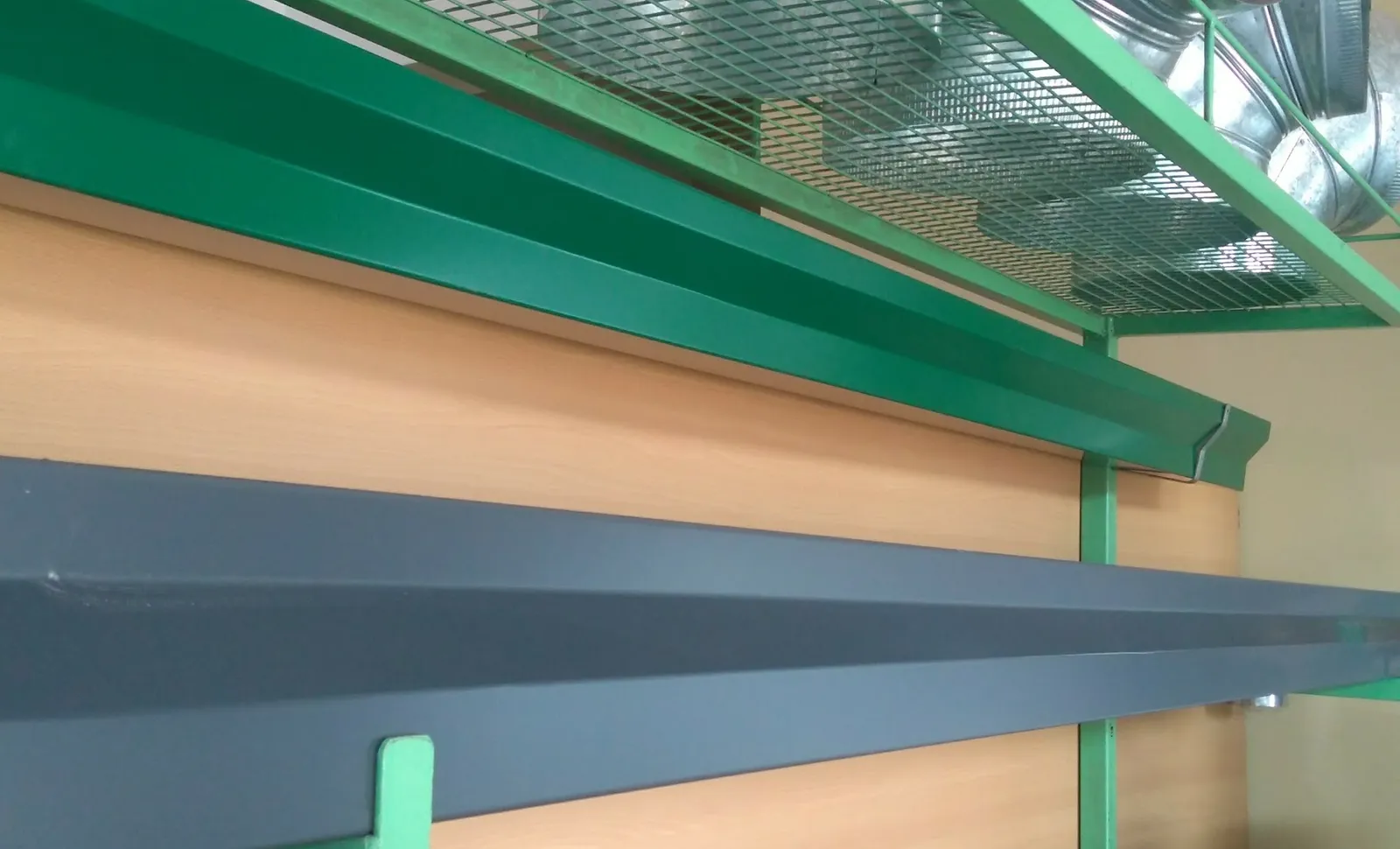 Amplio stock — Zingueria ARGENTINA — Building materials store in Rosario