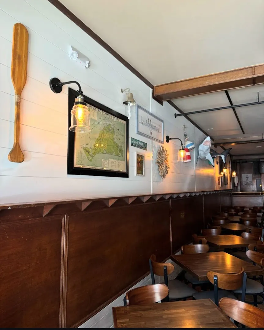 Tashmoo Restaurant & Bar
