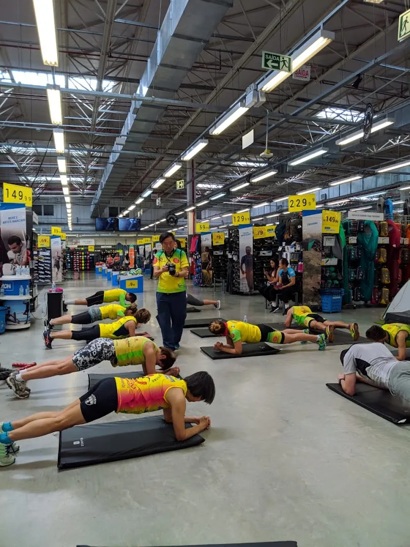 Aulas de stretching — Academia Viver Sports — Gym in Curitiba