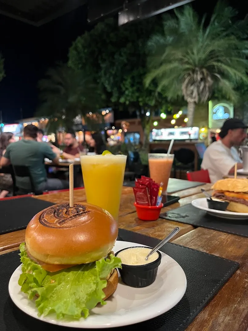 Hambúrgueres artesanais — Brasa Bonito Steakhouse — churrascaria em Bonito