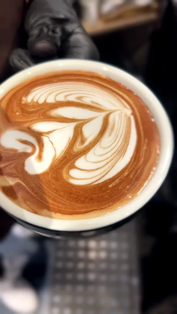 Meer Lounge Cafe — Coffee shop in Riyadh (14)