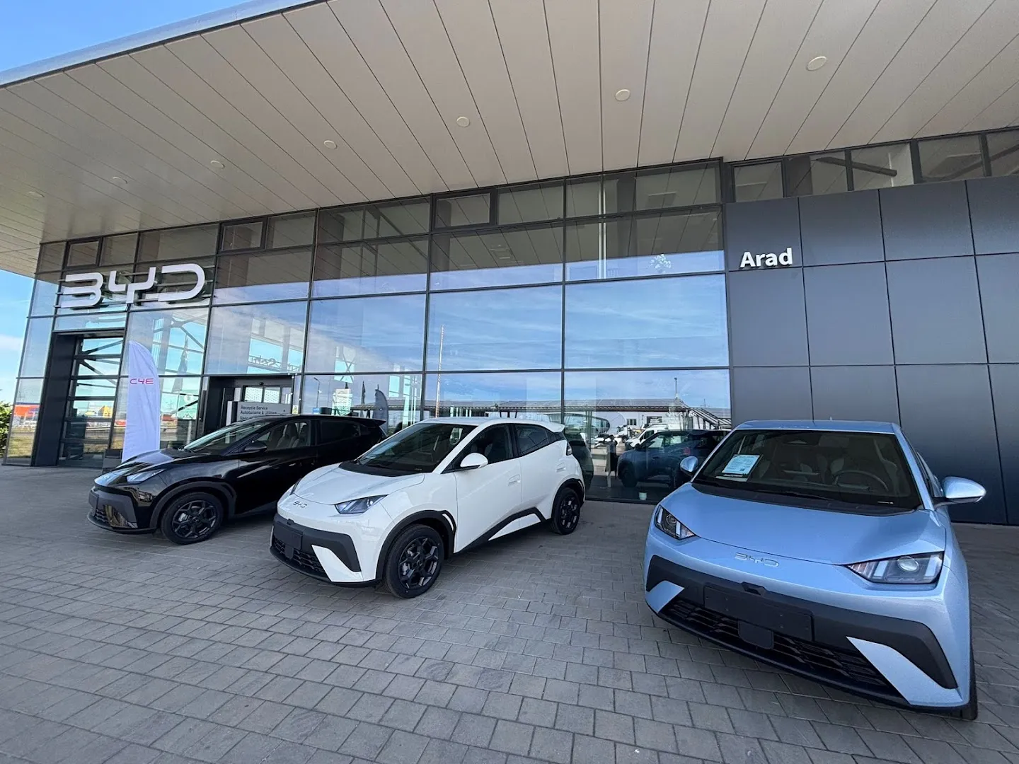 Revizie Mercedes-Benz — Auto Schunn — showroom auto in Arad