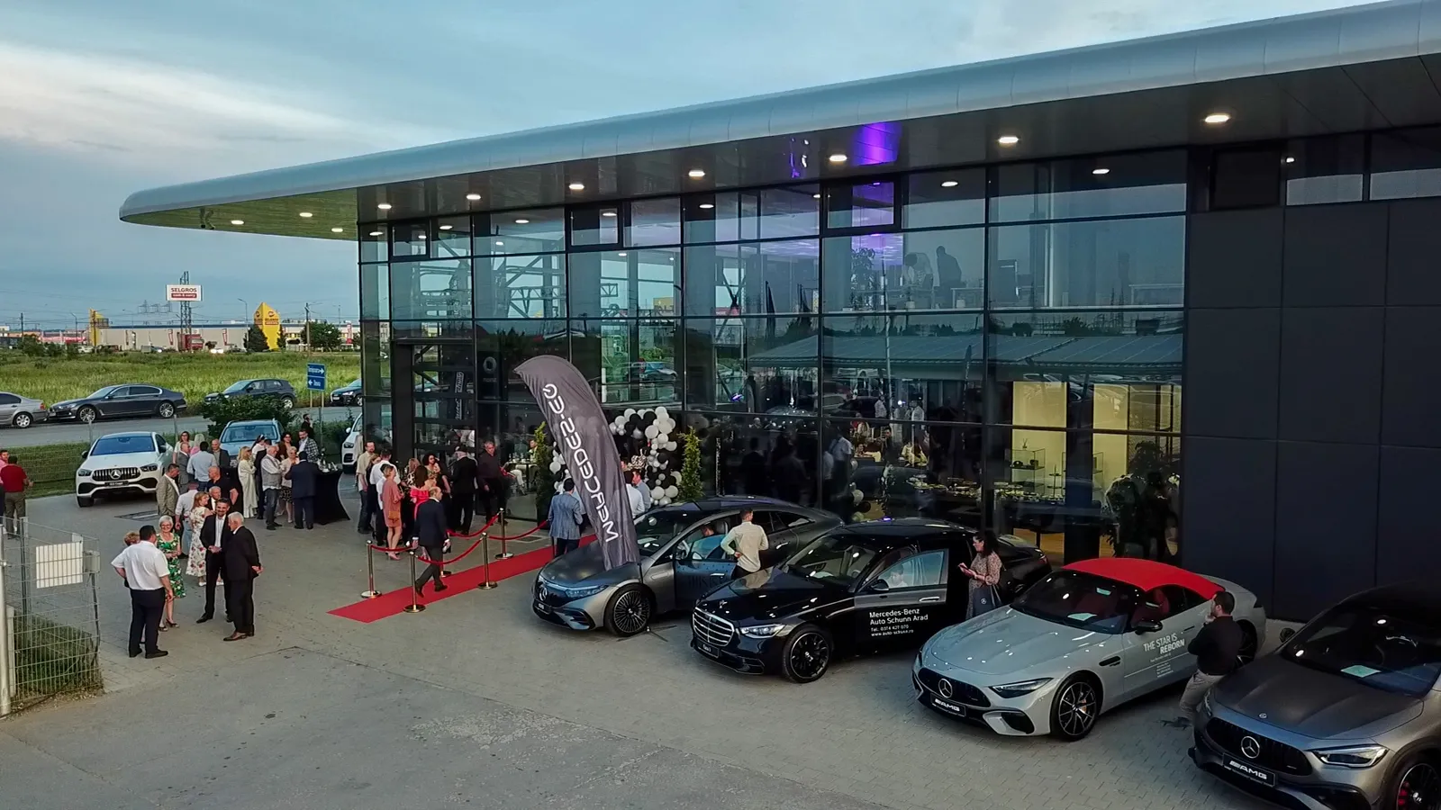 Service camioane Actros — Auto Schunn — showroom auto in Arad