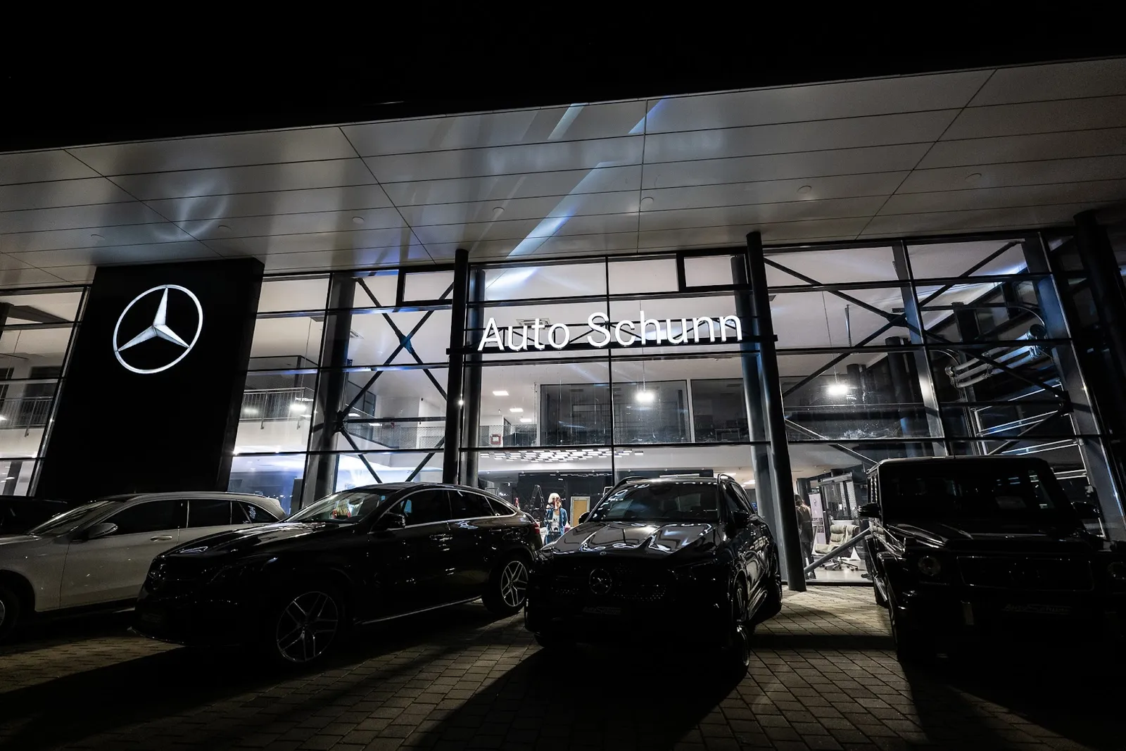 Consiliere vânzare — Auto Schunn — showroom auto in Arad