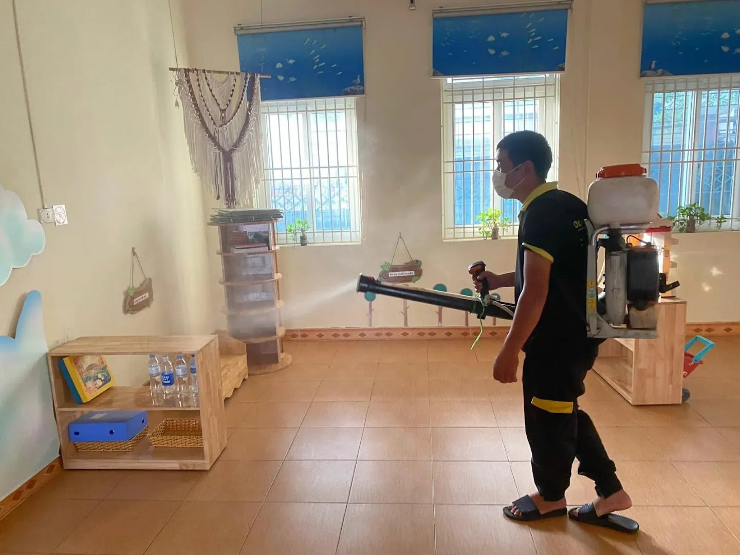 Diệt mối nhà hàng — Diệt mối tận gốc Quốc Phong — Pest control service in Ha Noi