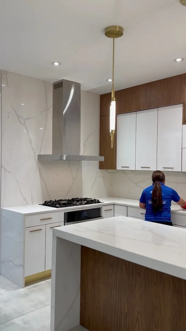 Commercial janitorial service — CC Deep Cleaning - Commercial Janitorial Service — Cleaning service in Bronx