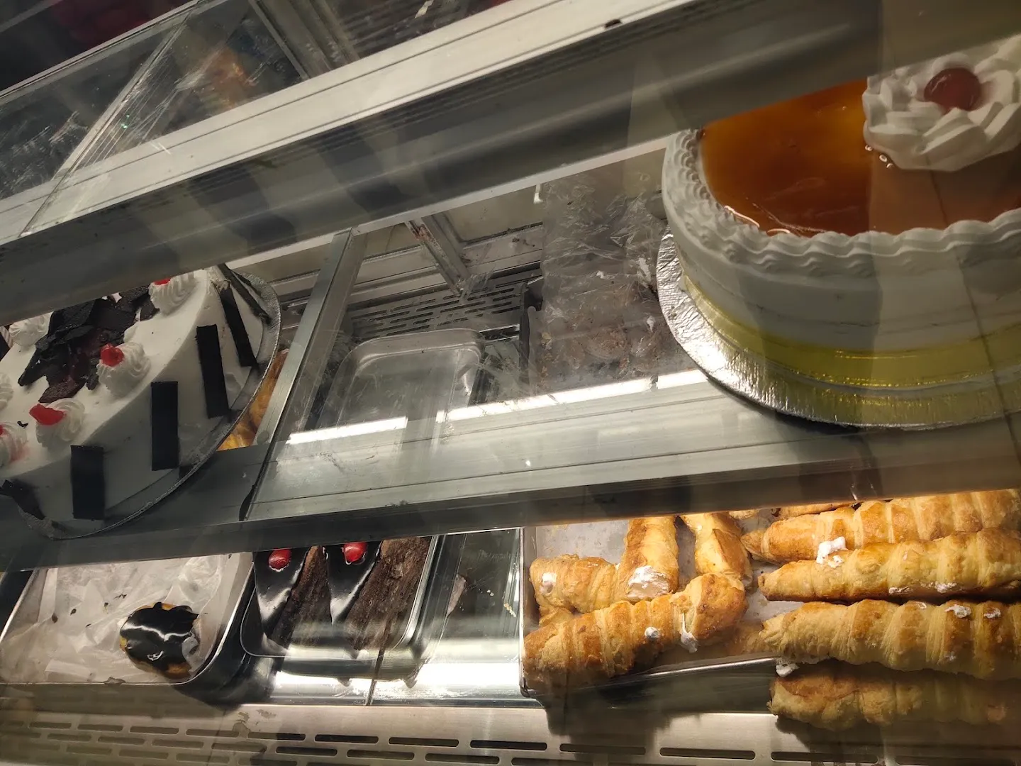 Easy Access — Ideal Bakery & Sweets — Bakery in Faisalabad