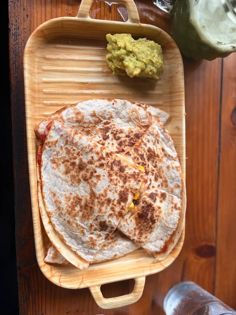 Alloco — Madame Antika — restaurant à Abidjan