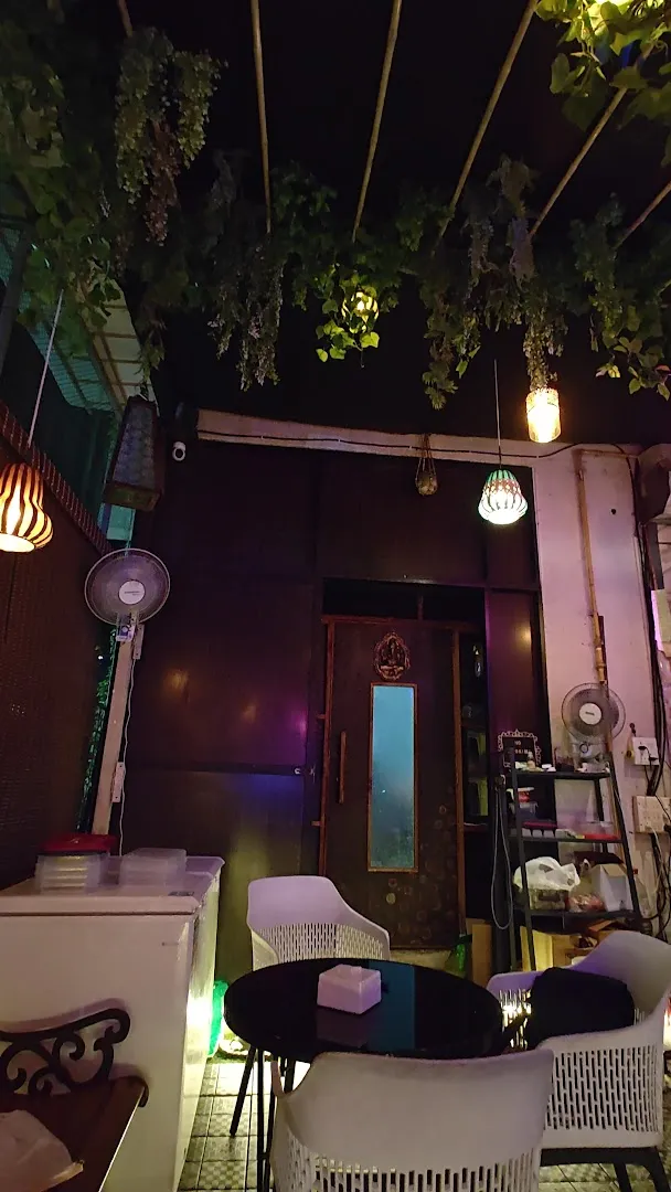 Chicken Momos — Norla Cafe — Restaurant in Thane