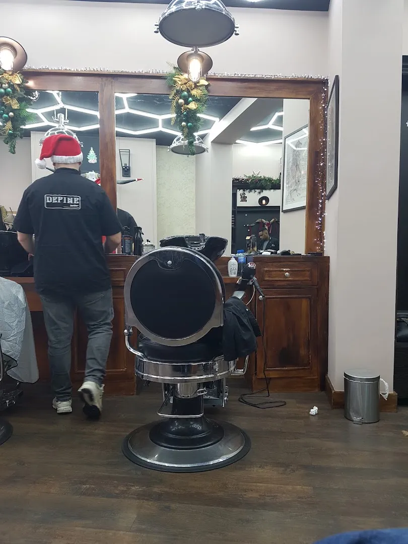 Hot towel shave — Define Barbers — Barber shop in Dublin
