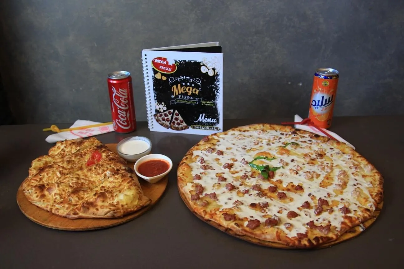 Comfortable Family Spot — La Mega Pizza Chelghoum Laïd — Fast food restaurant in Chelghoum Laïd