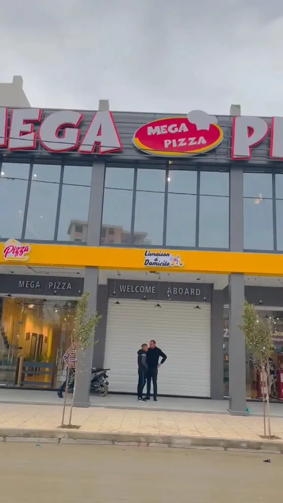 Pizza Soufflée — La Mega Pizza Chelghoum Laïd — Fast food restaurant in Chelghoum Laïd