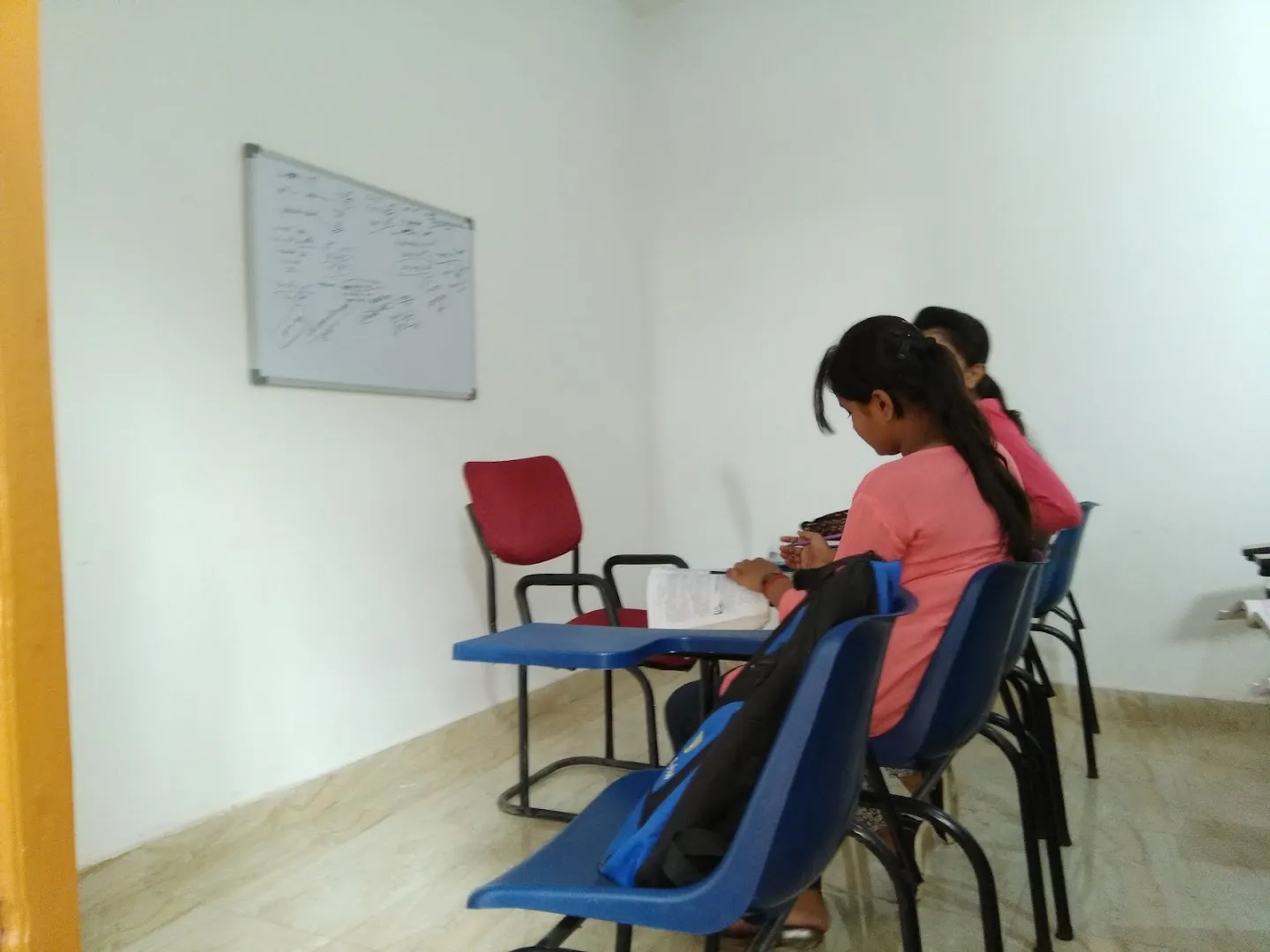 Satisfactory Teaching — Fly High Group Of Institutions — Coaching center in Lakhimpur