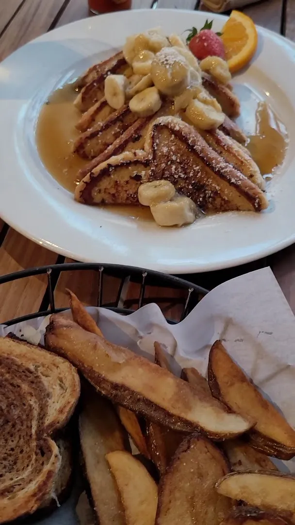 Kids French Toast — Back Deck — American restaurant in Boston