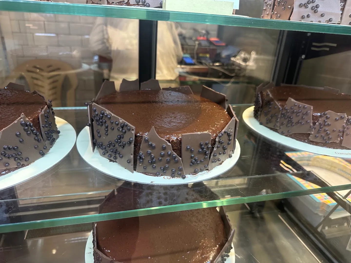 strawberry cake — Ganache — محل كيك في جدة