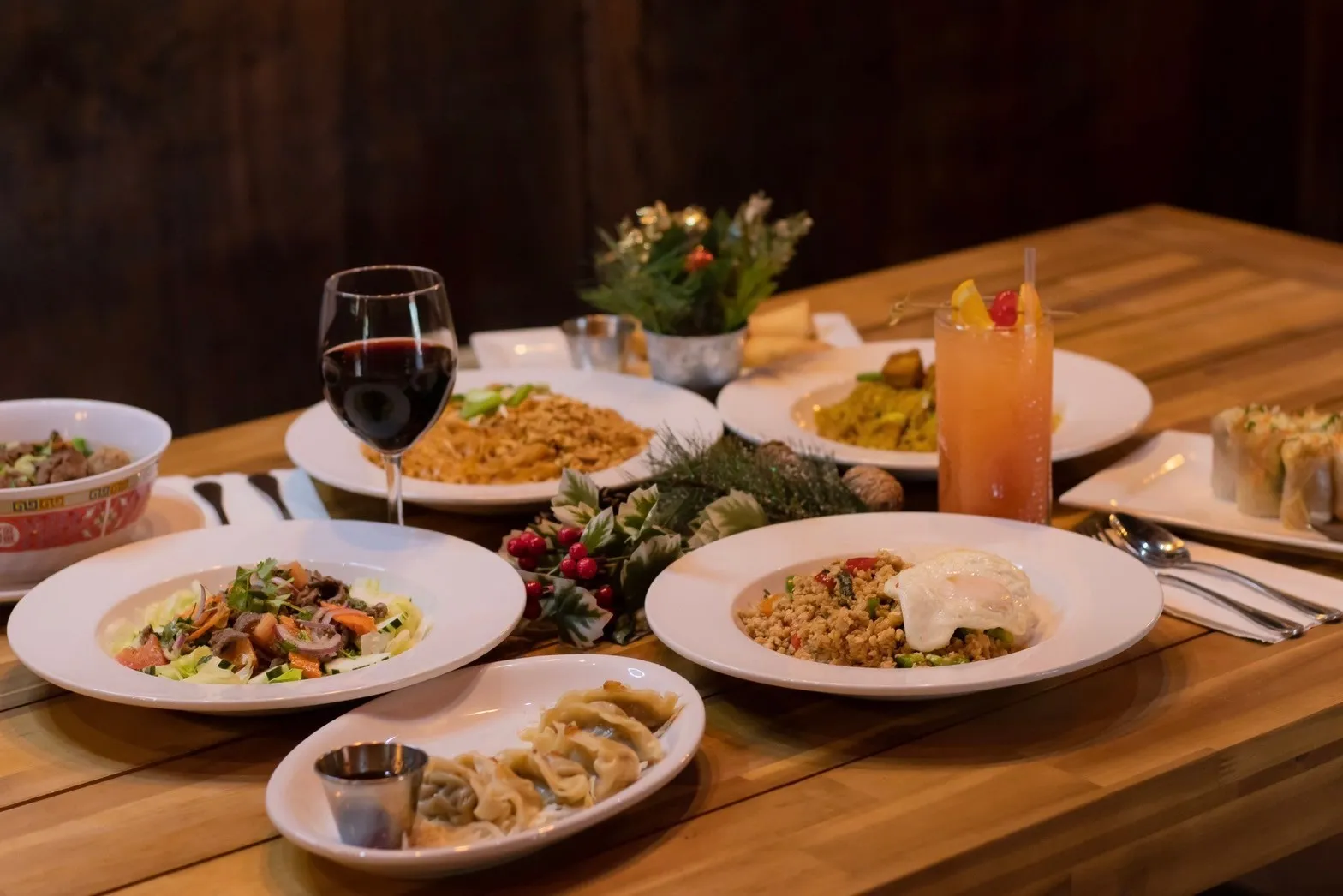 Fresh & Hot — Thai Zappz - Kansas — Thai restaurant in Overland Park