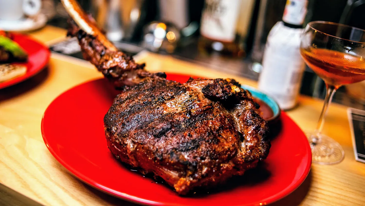 tomahawk — Мне бы мяса — Restaurant in Kharkiv