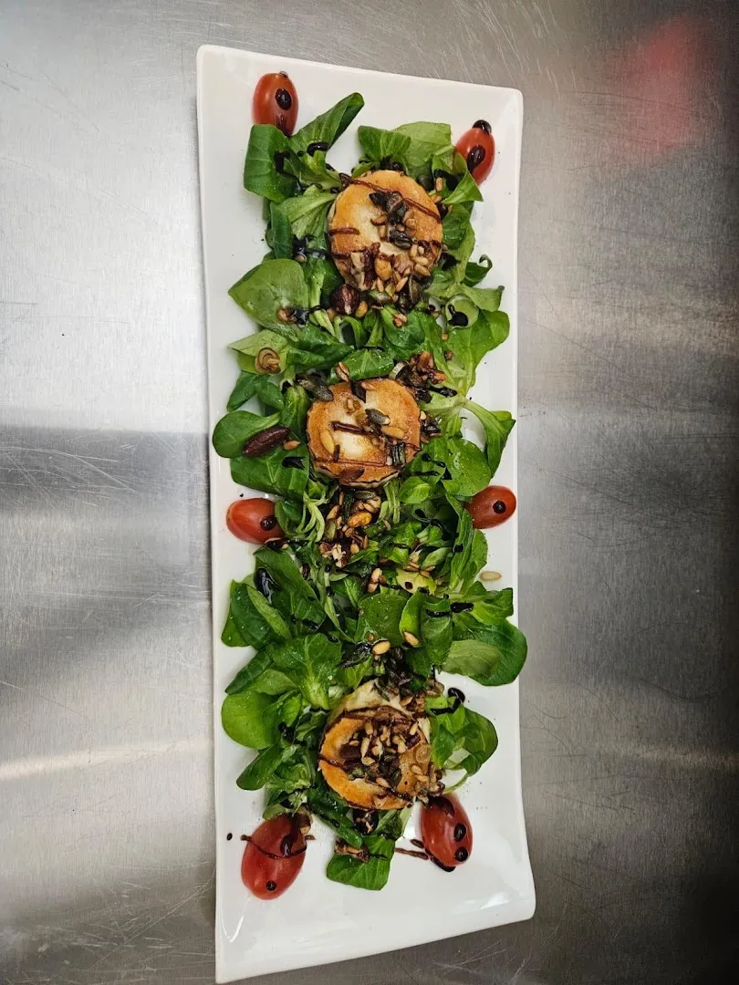Wein & Happy Hour — Restaurant Dolce Vita Solingen — Restaurant in Solingen